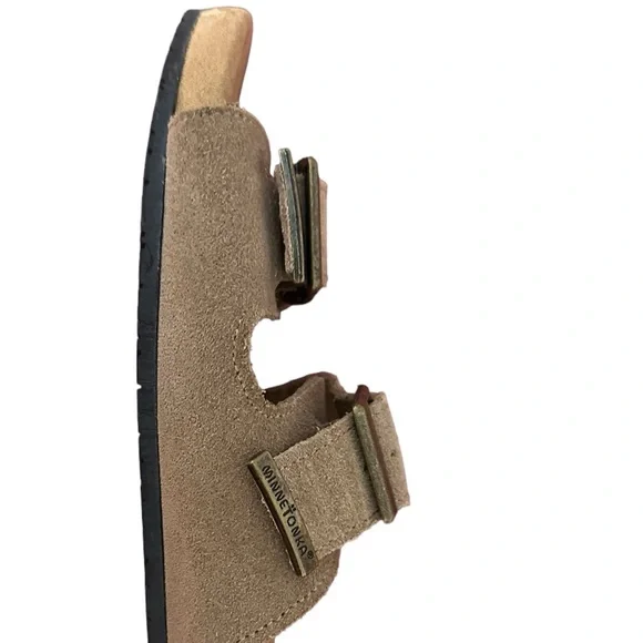 Minnetonka Women’s  buckle sandals size 9 - Picture 4 of 7